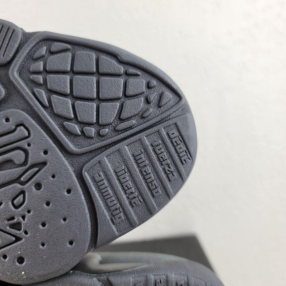 Nike Air Jordan 9 IX Retro University Gold - Picture 3 of 9